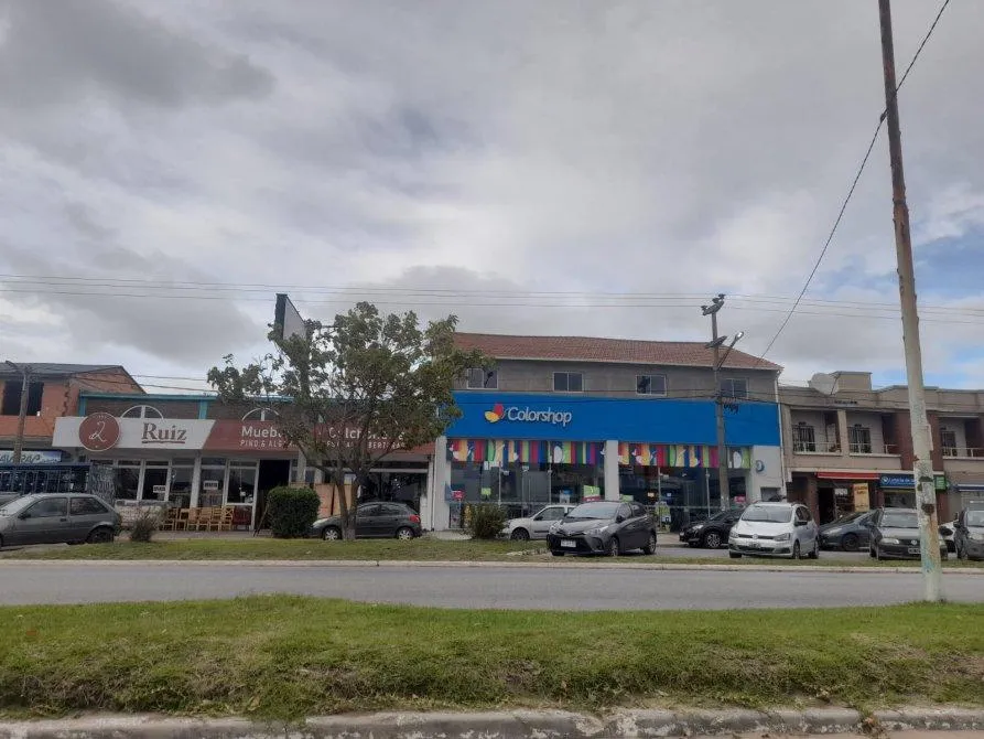 Local Comercial en AVENIDA LIBERTADOR 1692