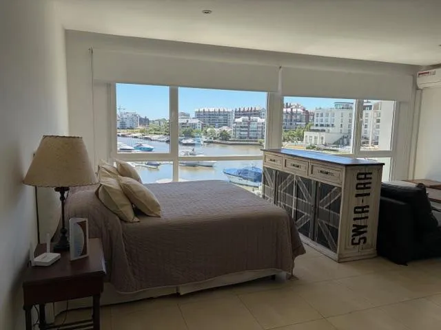 Departamento en Av. del Puerto al 100