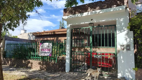 Casa en Pedro Poli al 500