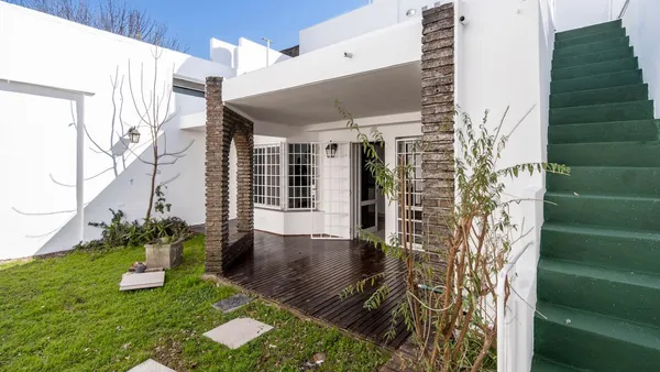 Casa en Pje. Riachuelo al 1500