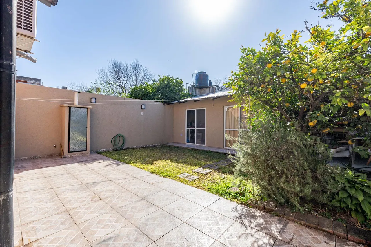 Casa en Rondeau al 3000 (Valle Hermoso al 800)