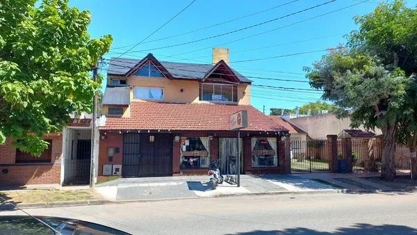 Casa en TUCUMAN al 2200