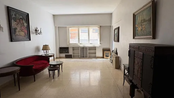 Departamento en Carlos Pellegrini al 1200