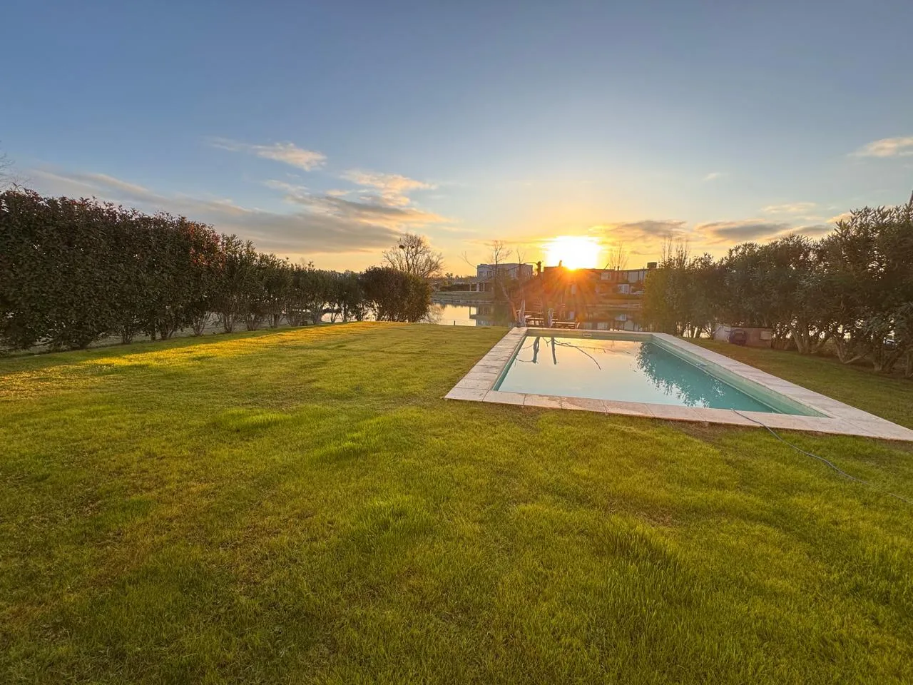 Casa en B° EL CANTON NORTE - LIBERTAD al 300