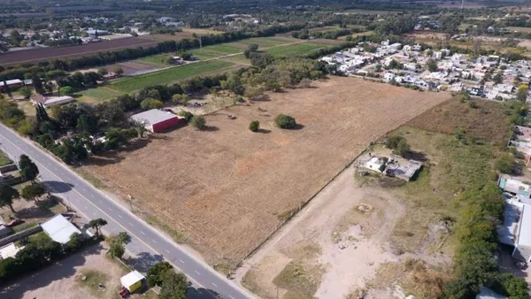 Terreno en Av. las Toscas al 200