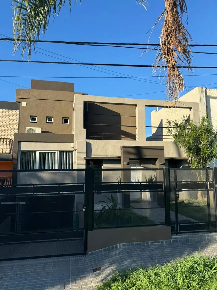 Casa en DON BOSCO Y CIRCUNVALACION