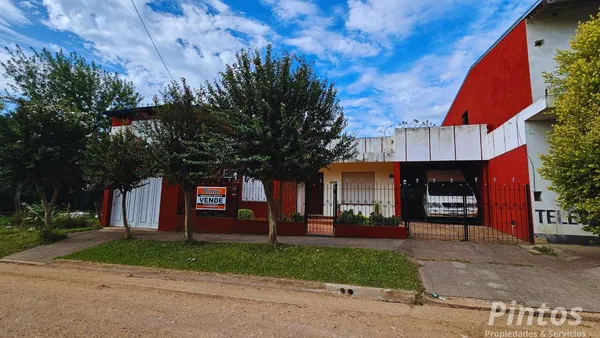 Casa en Paso de los Andes (e/ 9 de Julio y Alvear)