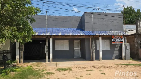 Casa en Mitre (e/ Los Ceibos y Ramirez)