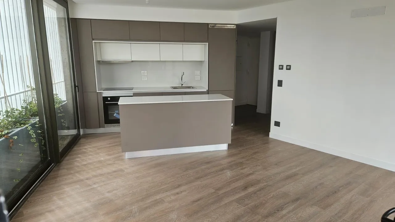 Departamento en Vicente Lopez y Planes al 200