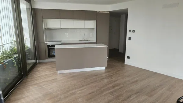 Departamento en Vicente Lopez y Planes al 200
