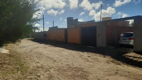 Casa en QUERINI 1277