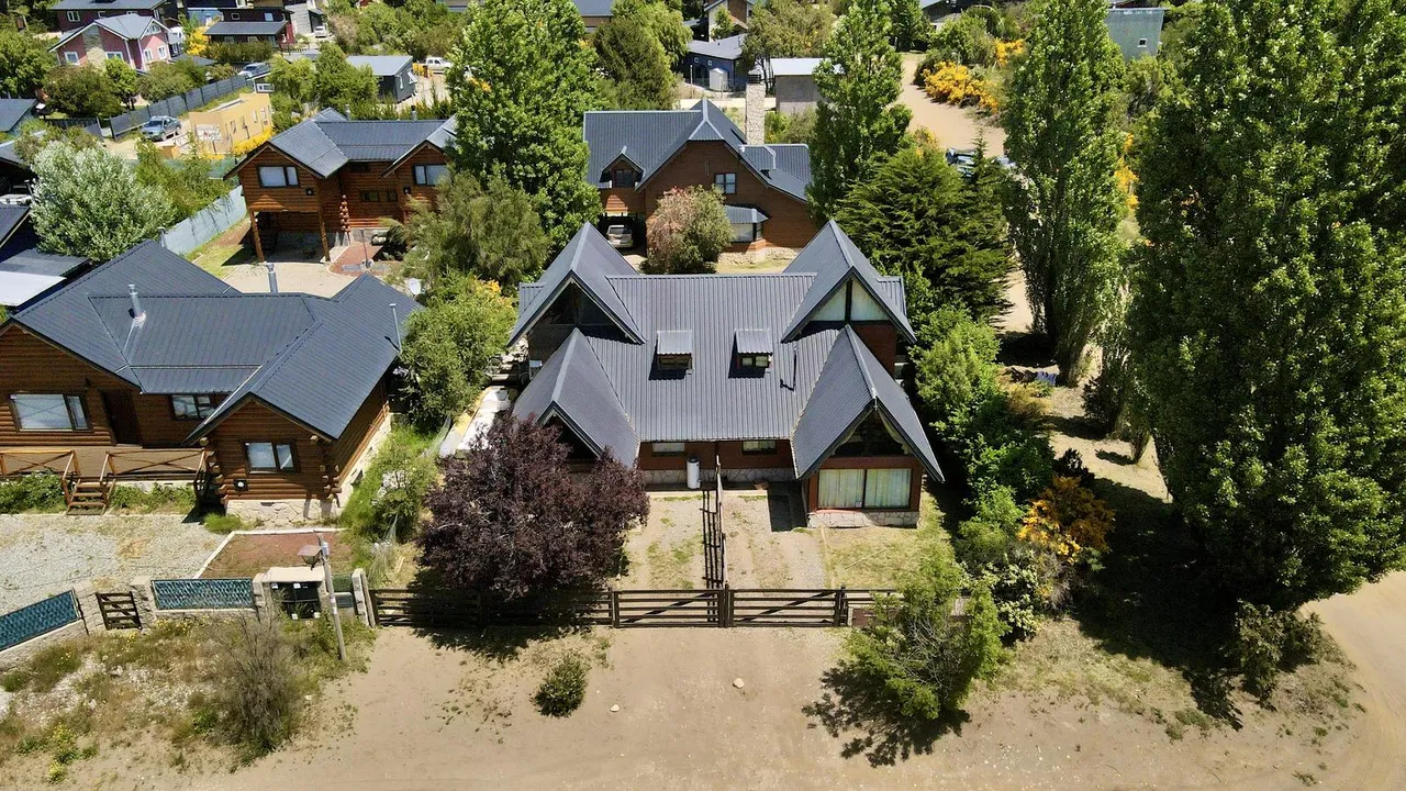 Casa en Mari Aylla (Diecinueve) y Purra (Ocho)
