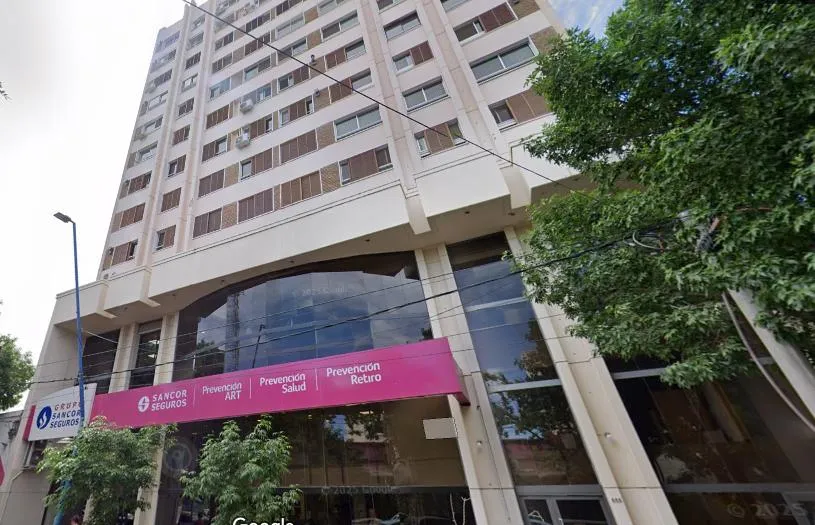 Departamento en Tucuman al 900