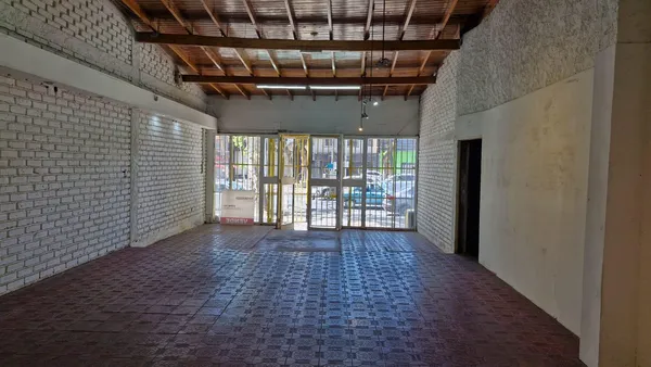 Local Comercial en San Martin (Alameda) Ciudad