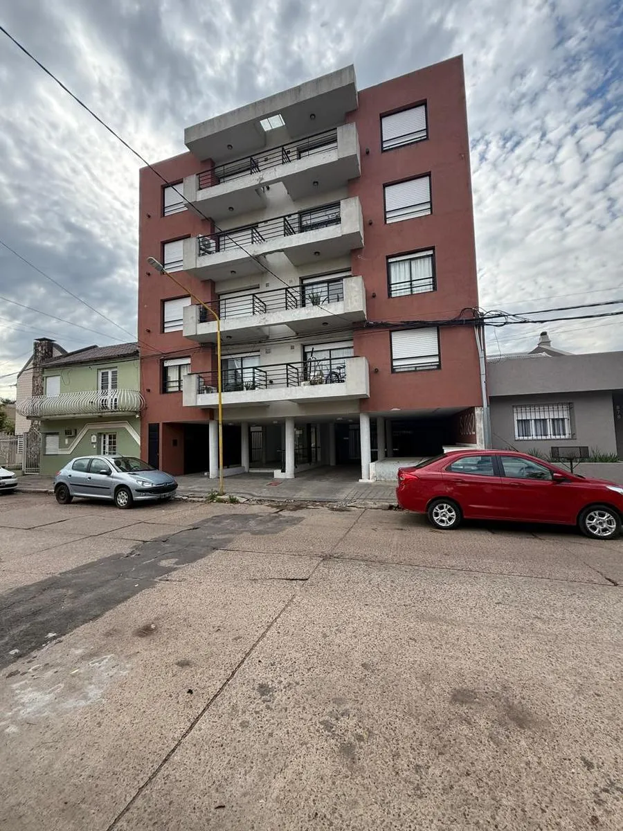 Departamento en San Juan al 800