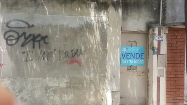 Terreno en Pje Debussy al 1200 entre mitre y entre rios