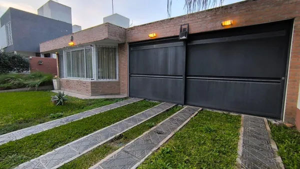 Casa en Norberto Javier del signo 5928