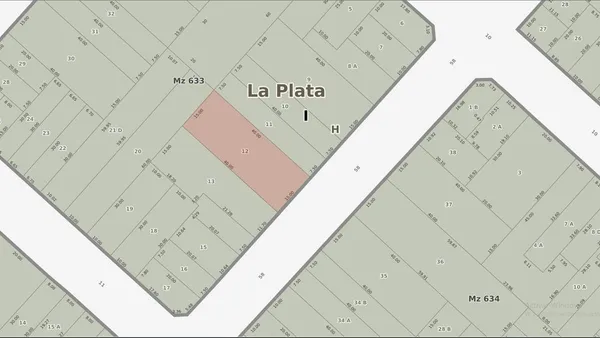 Terreno en 58 e/ 10 y 11 n 777