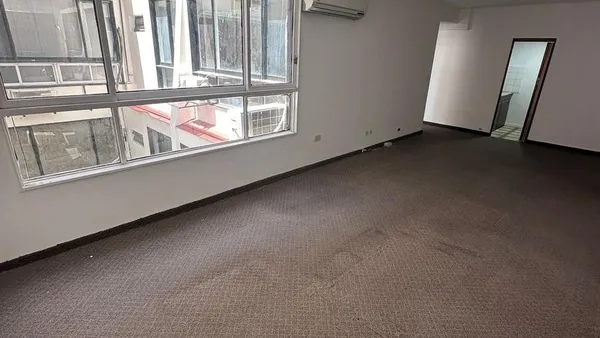 Oficina en Perón al 1500