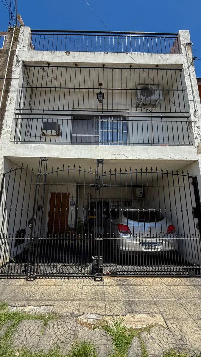 Casa en Hernandarias 85