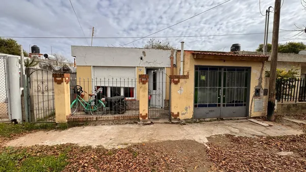 Casa en Mitre al 100