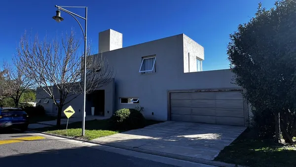 Casa en F. Vidal