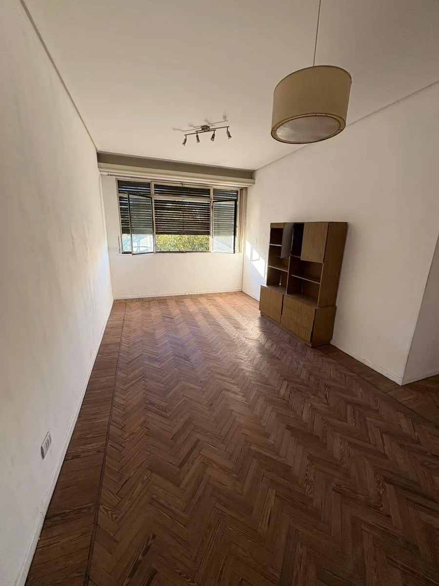Departamento en JUAN PIÑEYRO 42