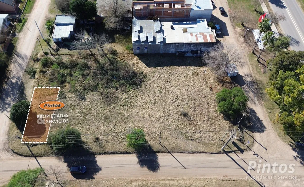 Terreno en Sourigues (a mts de Acceso Dr. Bastián)