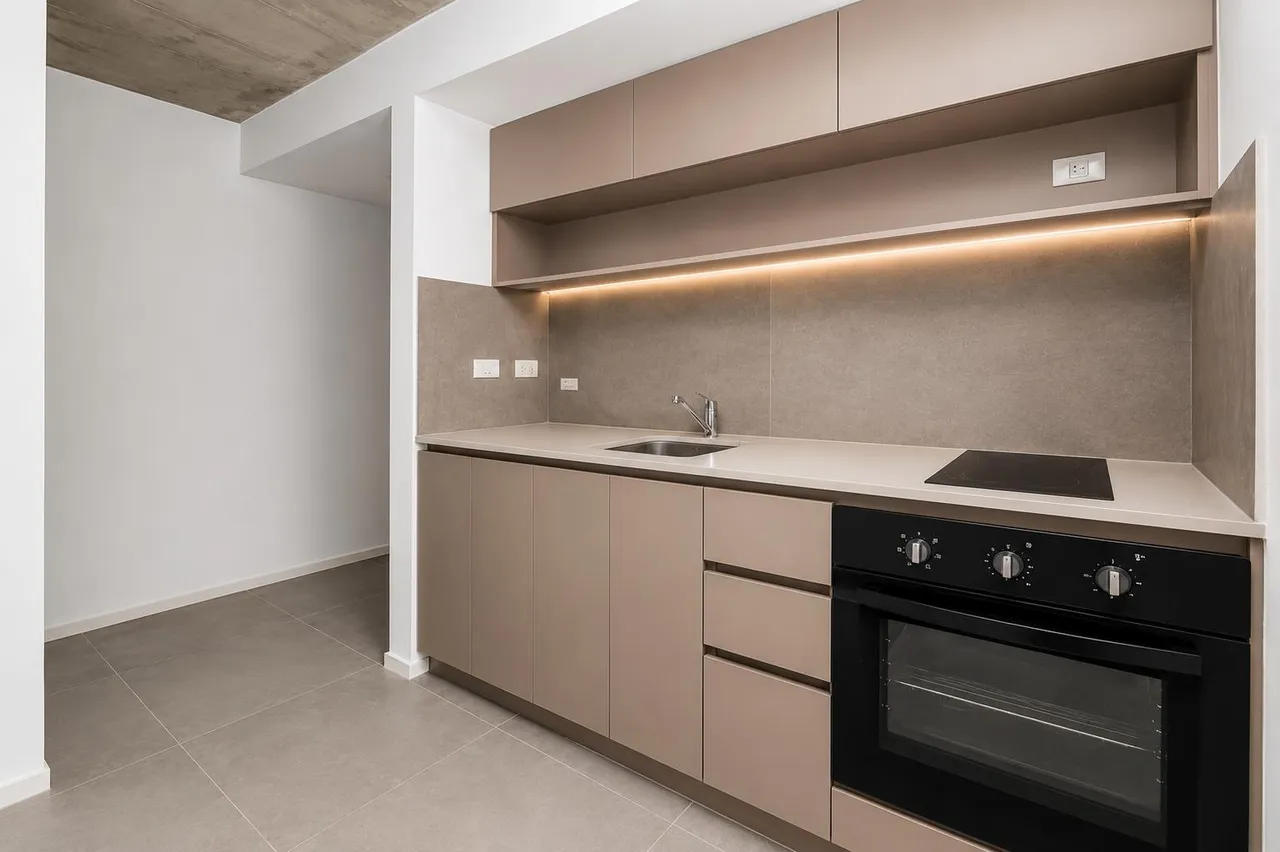 Departamento en RUIZ HUIDROBRO al 2300