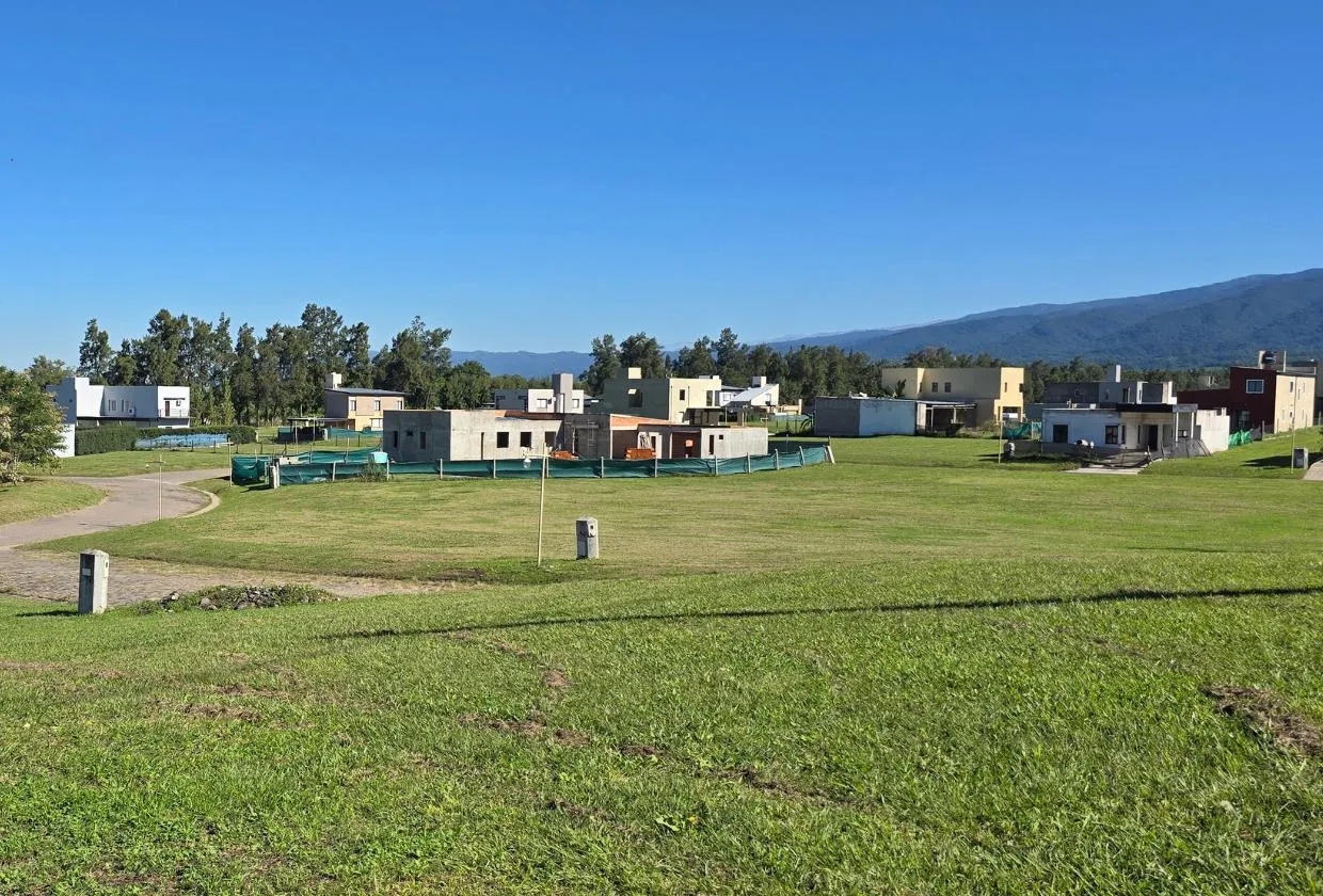 Terreno en Terreno Central en Praderas del Nogal
