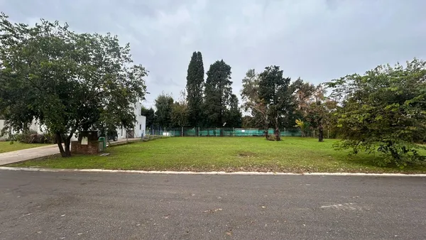 Terreno en Barrio Privado Alvear de Benavidez