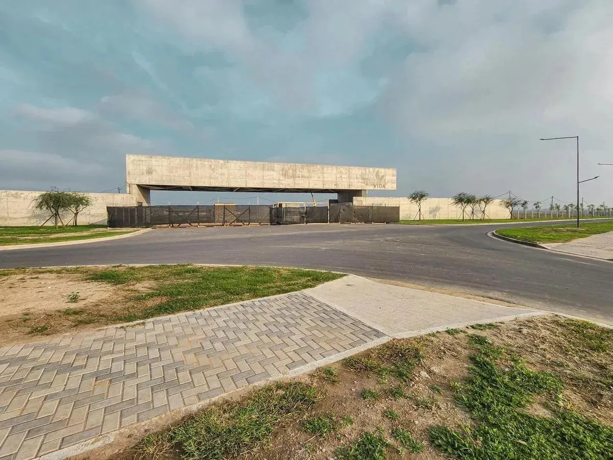 Terreno en Av. Arturo Illia 158, Funes, Santa Fe al 100