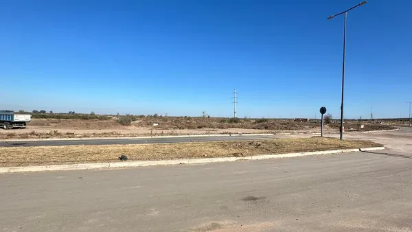 Terreno en LOTE EN VENTA DE 600M2 EN DOCTA AVENIDA APTO LOCALES O HOUSING