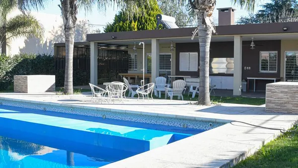 Casa en aromo y el tala