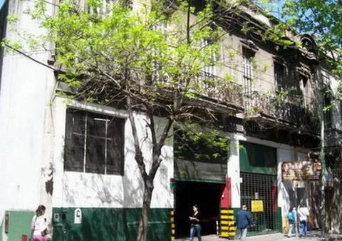 Terreno en Hipólito Yrigoyen al 3200