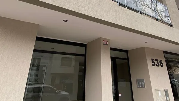 Departamento en 5 entre 42 y 43