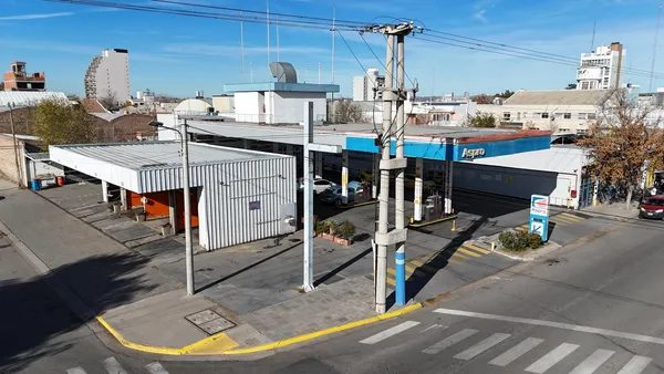 Local Comercial en Bahia Blanca al 100
