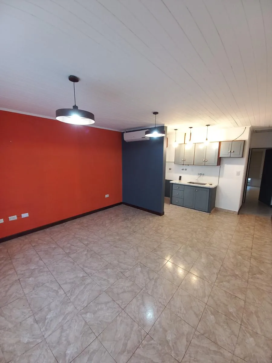 Casa en 172 al 6000