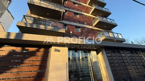 Departamento en Alvear al 900