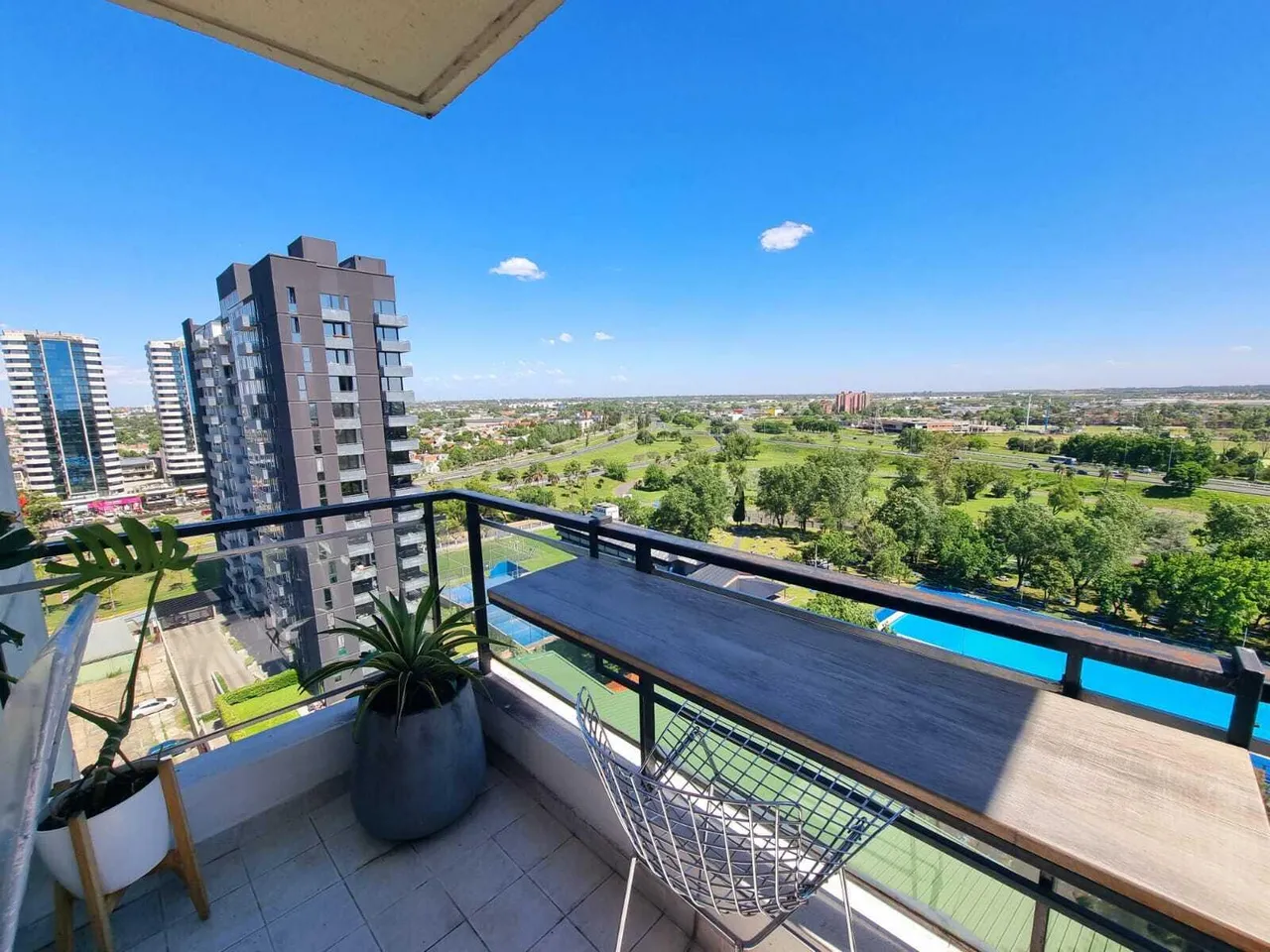 Departamento en Montevideo al 1500