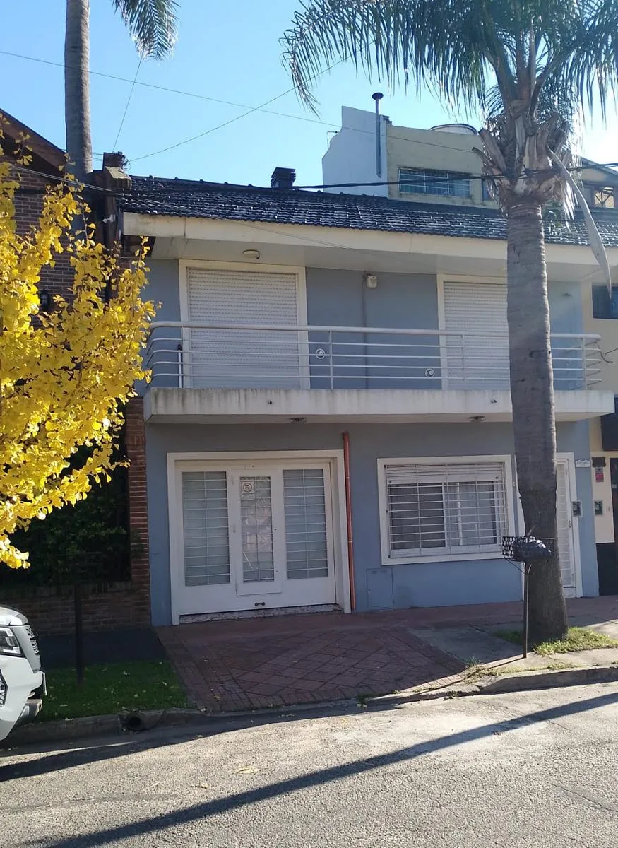 Departamento en Pirovano al 300