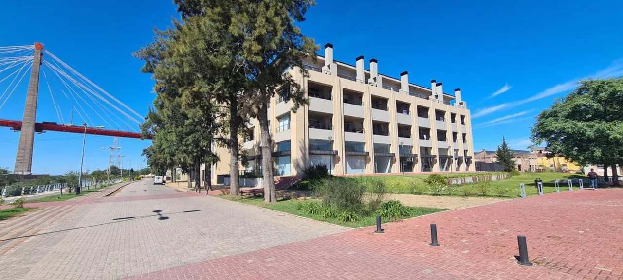 Departamento en Costanera Luis Rocha 1859