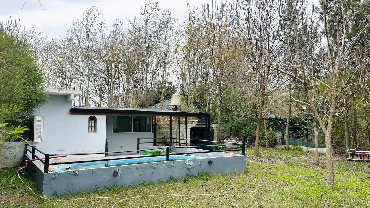 Casa en Calle 427 Bis, Entre 232 y 234
