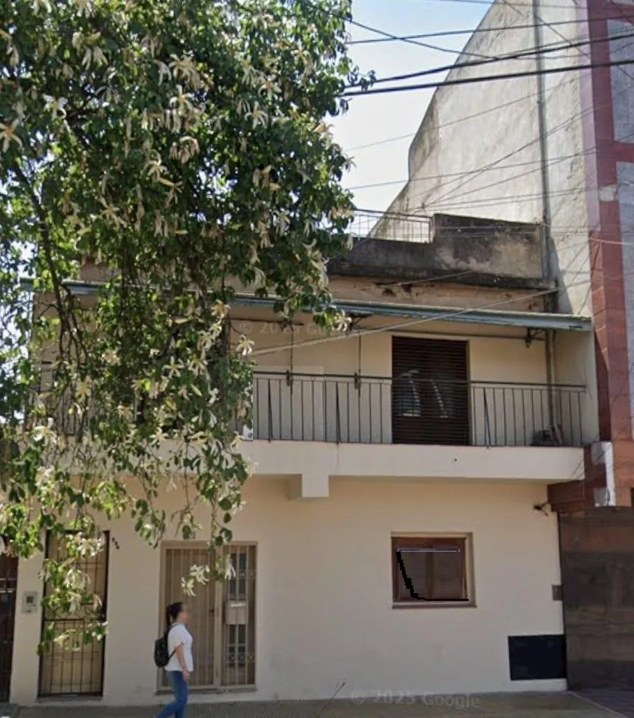 Casa en Pellegrini al 500
