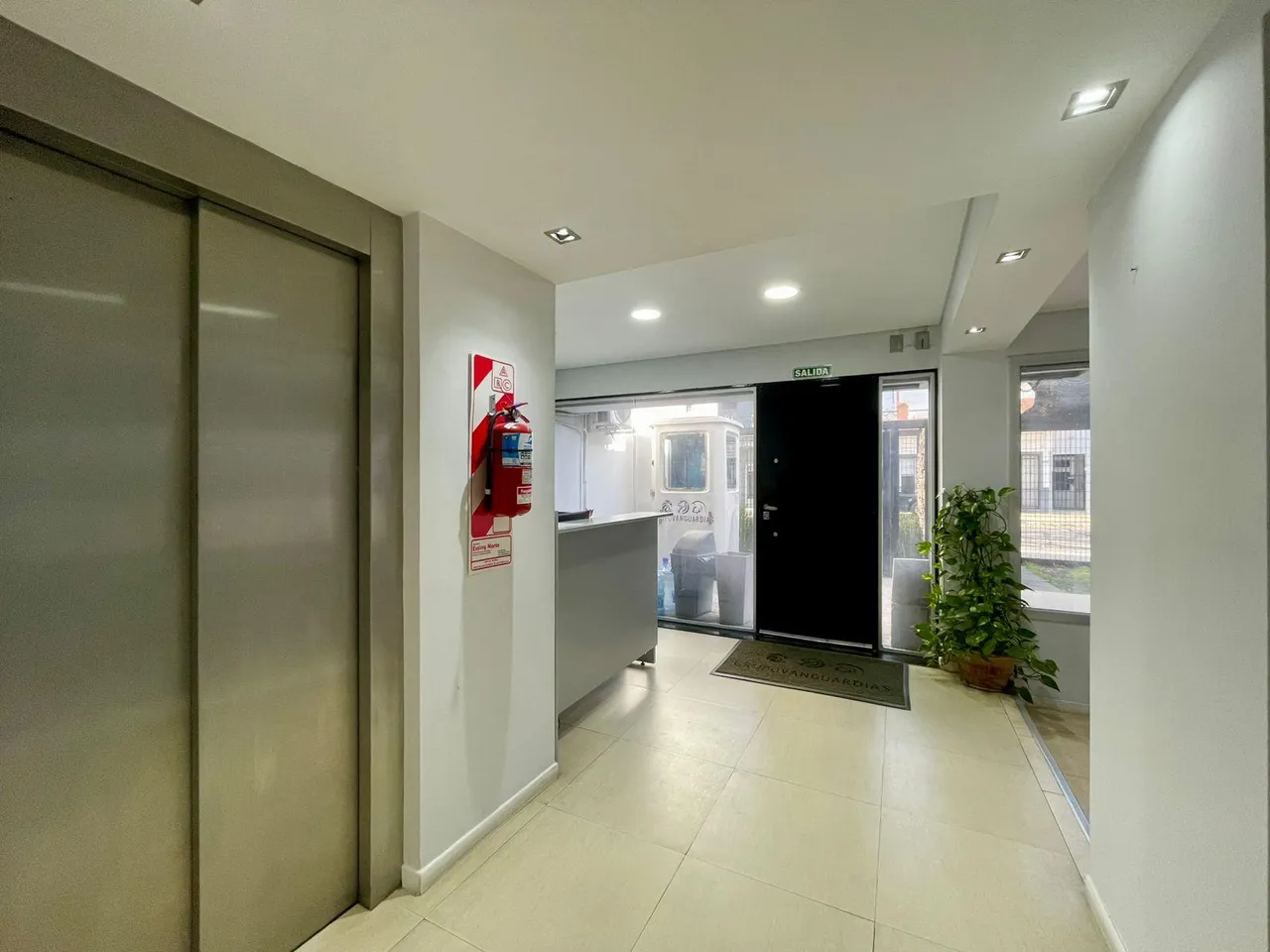 Oficina en Talcahuano al 400 - Villa Martelli