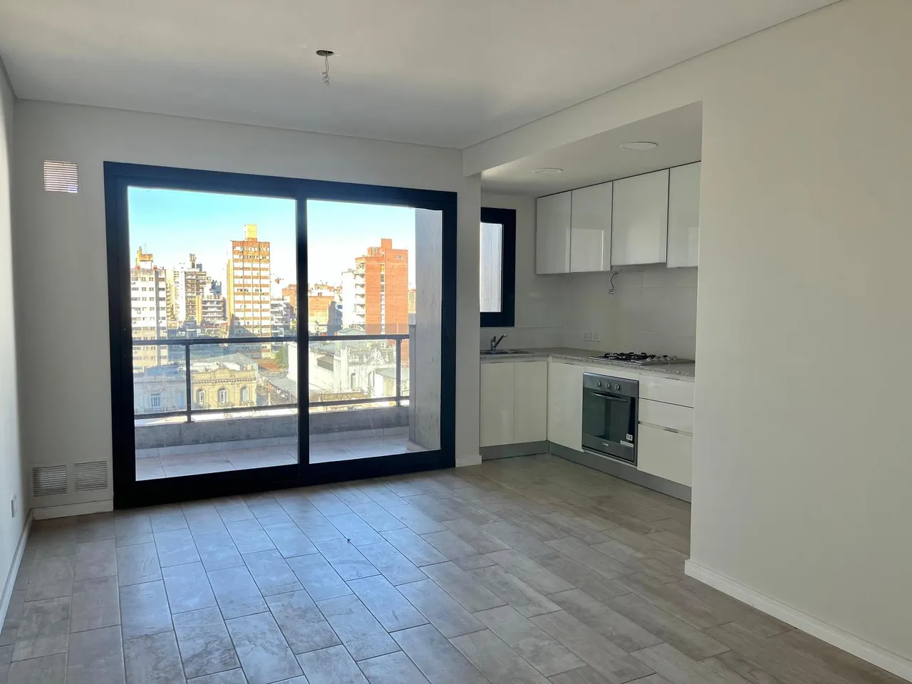 Departamento en Sarmiento al 1200
