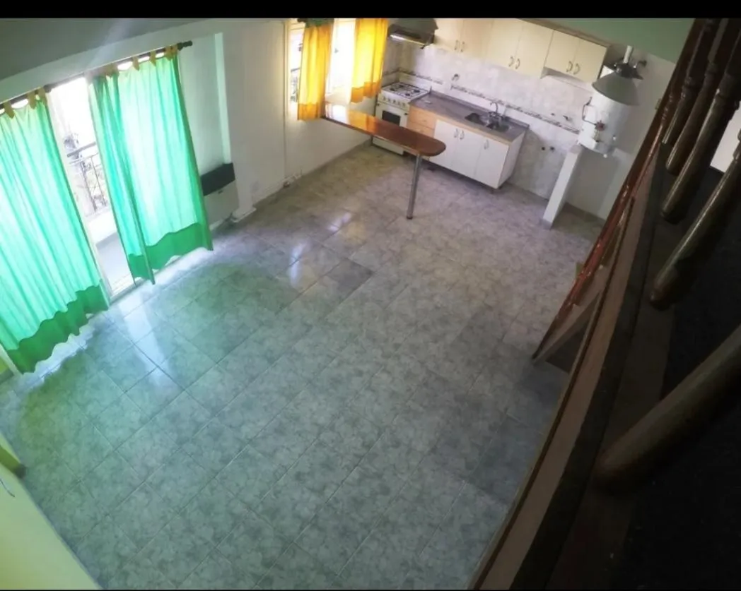 Departamento en Dominguez al 700