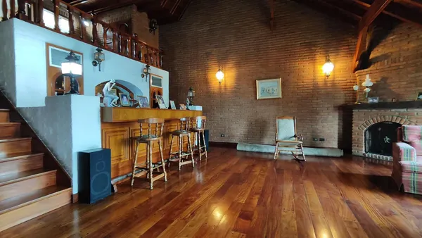 Casa en avellaneda al 1300
