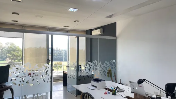 Oficina en Office Quatro