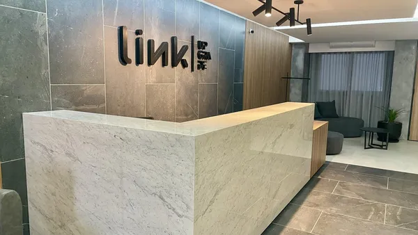Oficina en Av Libertador al 6100